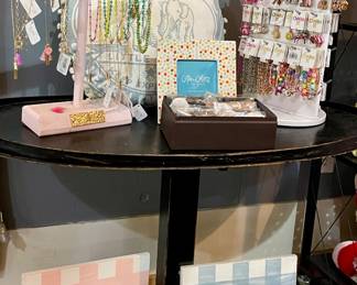 CHILDREN’S JEWELRY