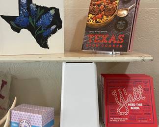 BLUEBONNET PRINT, TEXAS SLOW COOKER RECIPE BOOKS, Y’ALL NEED THIS BOOK TEXAS REFERENCE BOOKS