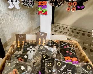 PRECIOUS HALLOWEEN EARRINGS