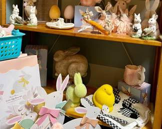 MORE ADORABLE EASTER DECOR!  