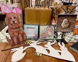 ROUND TOP COLLECTION