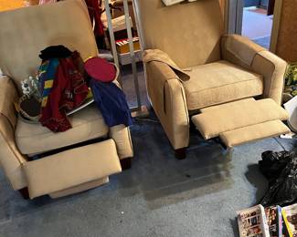 Pair of very nice BarcaLounger Recliners