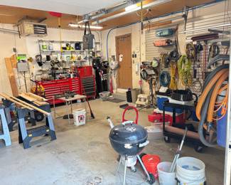 Retired Auto Body and Wood Workers Tool Shop