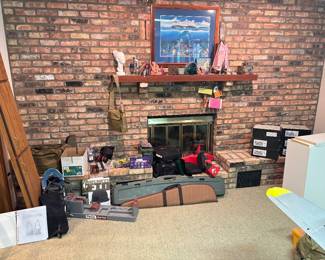 Gun Cases and Decor
