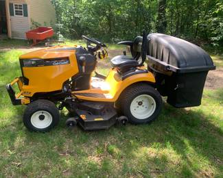 Cub Cadet XT2 SLX 50 only 99 Hours!