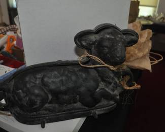 Cast Iron Lamb Cake Mold