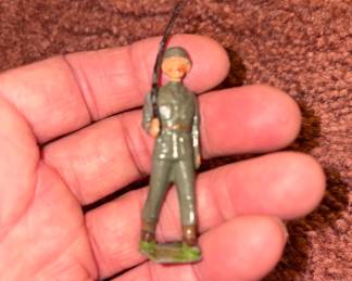 Metal toy soliders