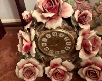 Capodimonte clock