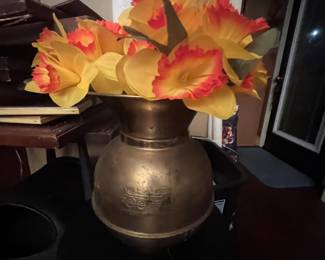 Spittoon