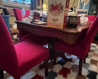 Dining table as-is & 6 chairs 