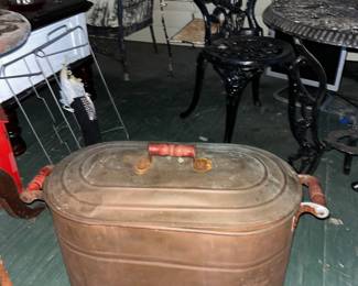 Copper boiling pot 