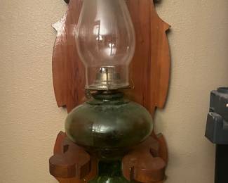 Uranium glass kerosene lamp