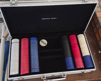 Sharper Image poker chip set