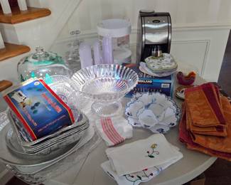 Misc kitchen items 