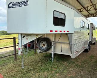 Cimmeron combo horse trailer