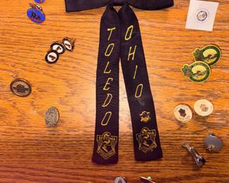 Sertoma Ribbon & Pins!