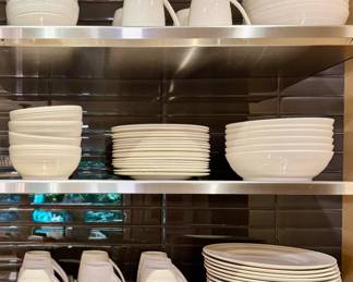 Jasper Conran at Wedgwood Dishes