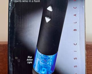Wine Enthusiast Electric Corkscrew