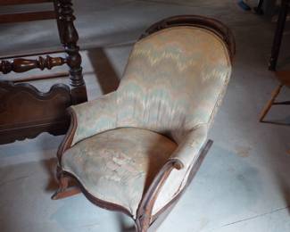 Antique Chair Best Offer