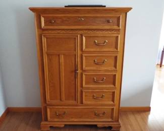 Amoire $150