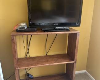 SHELF  TV