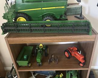 JOHN DEERE BIG FARM SERIES COLLECTION
