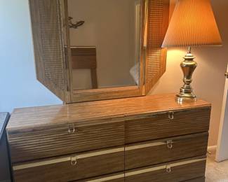 FURNITURE  DRESSER WITH MIRROR II