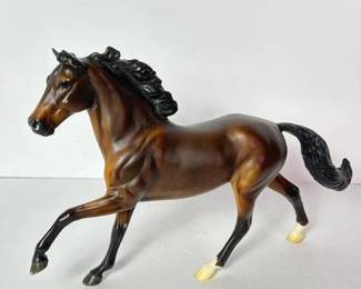 123 breyertraditionalbayrunningmarehors
