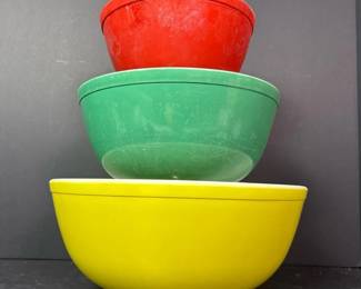 167 setof3vintagepyrexprimarycolorsmi