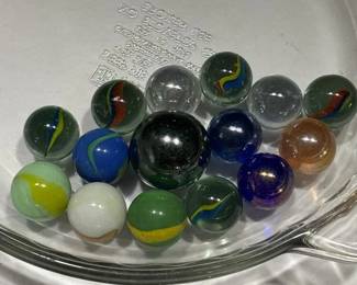 018 assortedglassmarbleswithsteelshoote