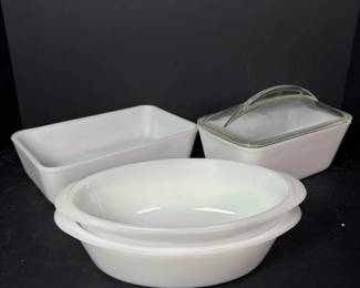 173 vintagemilkglassbakewarecasserolepa