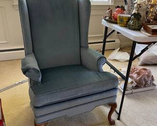 270 vintagemarlowfurniturebluevelvetwin