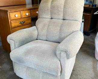 265 lazboyreclinerpickupinhamptonnh