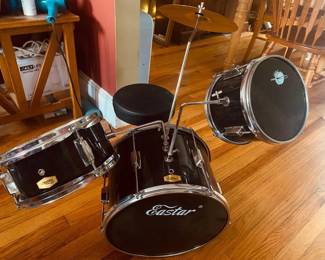 056 eastarbeginnerssmalldrumset