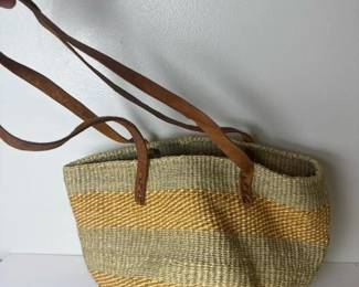 027 vintagehandwovensisaltotebagleather
