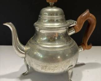 262 vintagewilliamsburgstieffpewterteapo