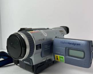 008 sonydcrtrv240digital8handycamcamcor