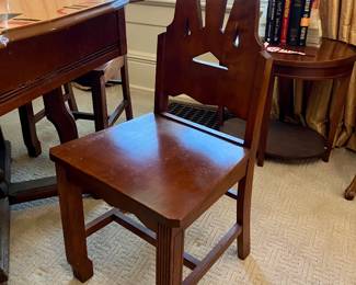 Matching geometric chairs