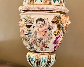 Pair of Capodimonte urns