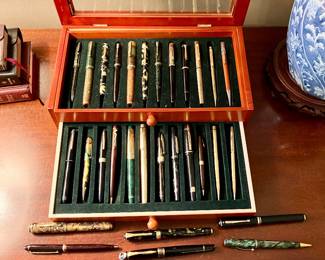 Collection of vintage pens