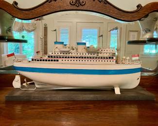 Fleischmann clockwork oceanliner purchased from Sotheby’s in 2010 auction of the Malcom Forbes toy collection