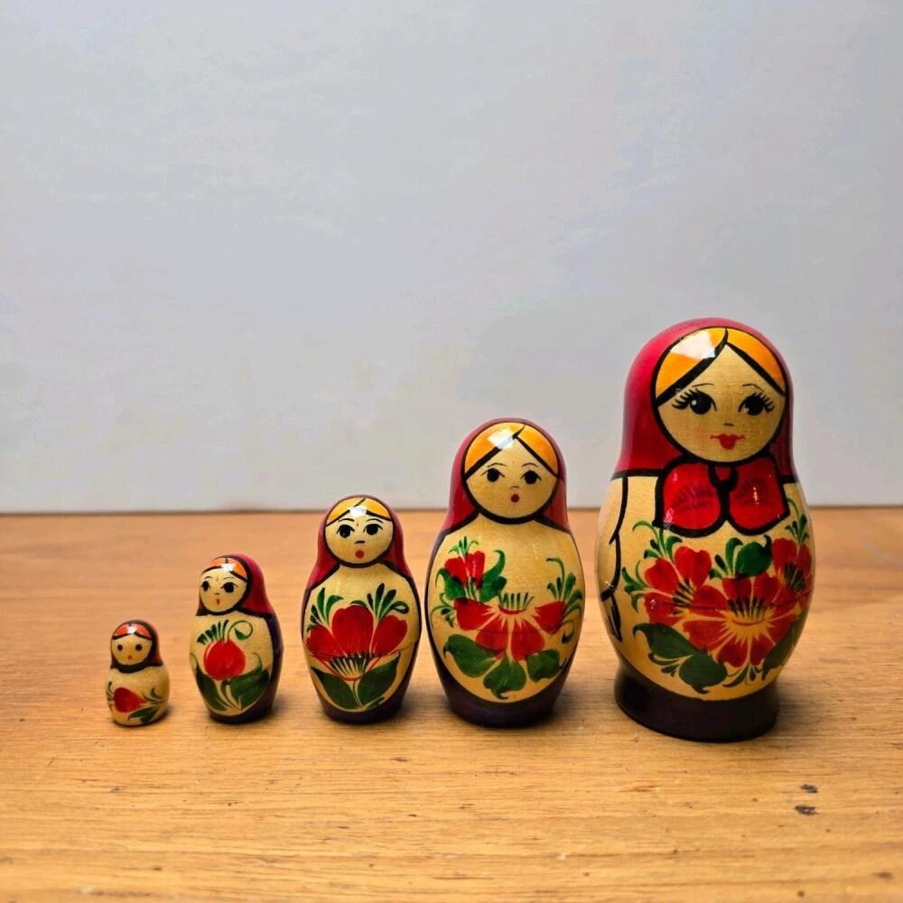 001 5piecerussianmatryoshkanestingdolls