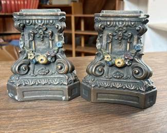 019 vintagefloralbookends