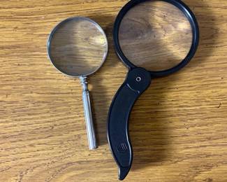 394 setoftwohandheldmagnifyingglassesm