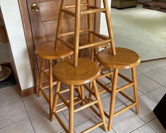 152 setof5oakbacklesscounterstools