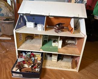 242 vintagewoodendollhouse