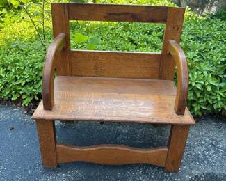 402 smallvintagewoodenbenchwithcurveda