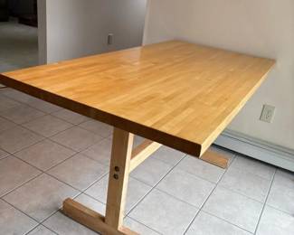154 solidmaplebutcherblocktable