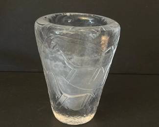 265 clearartglassvasewithetchedhumanoi