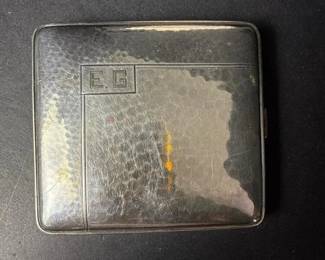 077 vintagecigarettecaseegmonogram